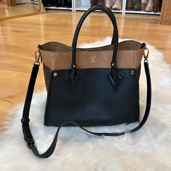 Louis Vuitton On My Side MM Tote Crossbody - Picture 7 of 16